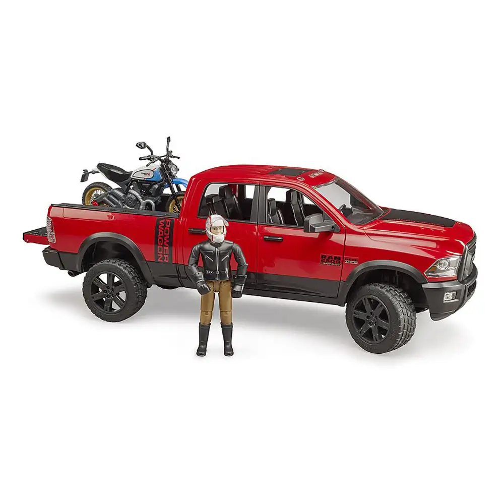 bruder - masina de teren ram 2500 cu motocicleta scrambler ducati desert si sofer