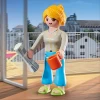 PLAYMOBIL - FIGURINA FEMEIE CU ZIAR SI CAFEA