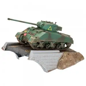 FIRST DIORAMA SET - SHERMAN FIREFLY