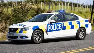 POLICE CAR WITH FIGURE