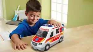 AMBULANTA CU FIGURINE