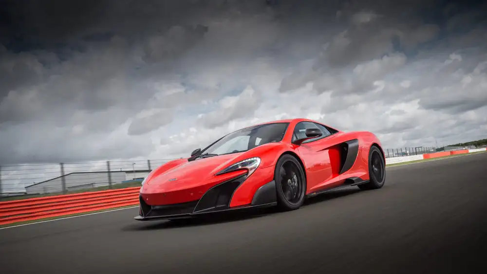 mclaren 675lt coupe scale car